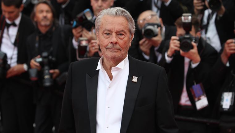 Ο Alain Delon δεν είναι πια εδώ