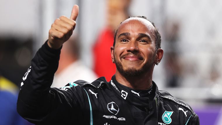 Ο Lewis Hamilton γίνεται 37 και όλοι περιμένουν το επόμενο βήμα του