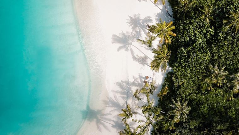 Στα νησιά που έχει πάντα ήλιο