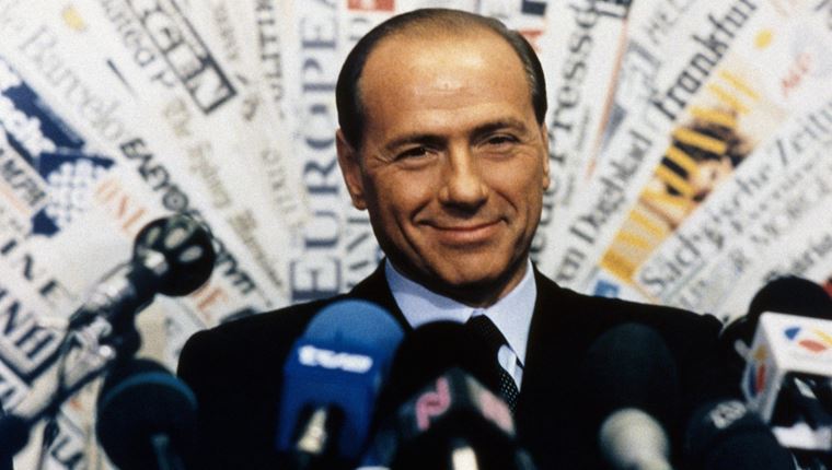 Στα Μπούγκα Μπούγκα πάρτι του Silvio Berlusconi &#39;οργίαζε&#39; το σύμπαν