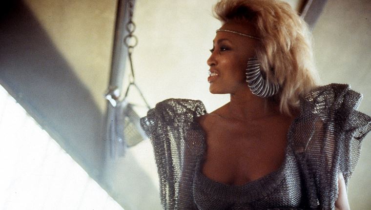 Μια φορά κι έναν καιρό, η Tina Turner έριξε χυλόπιτα στον Steven Spielberg