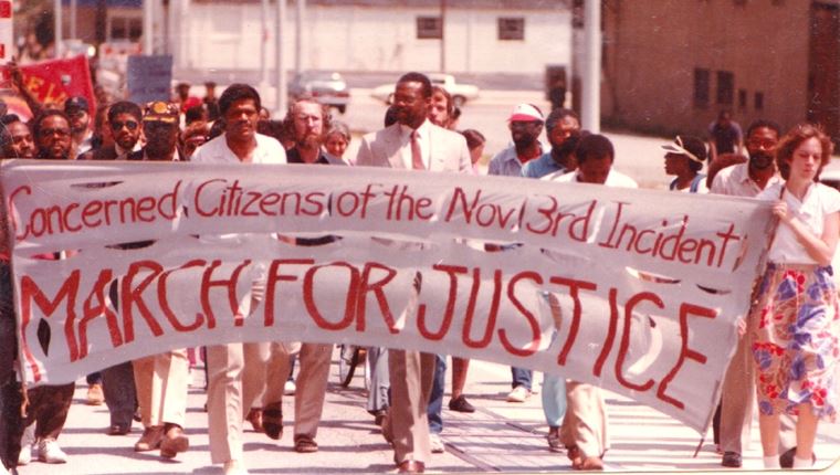 Η σφαγή του Γκρίνσμπορο δεν πρέπει να ξεχαστεί