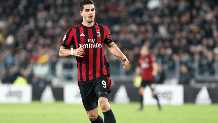 Μήπως το νο.9 της Μίλαν είναι καταραμένο;
