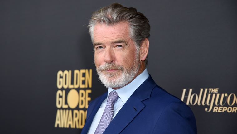 Το αψεγάδιαστο και κουλ στυλ του Pierce Brosnan