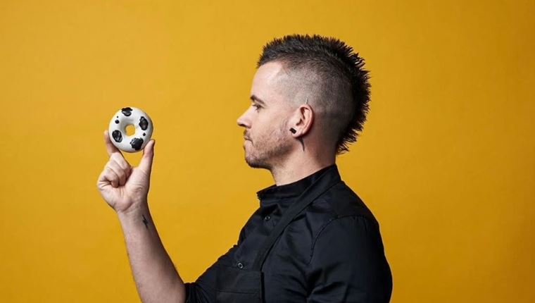 Dabiz Muñoz: Ο καλύτερος σεφ του κόσμου είναι ένας προβοκάτορας της γεύσης