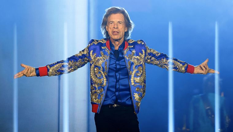 Κι όμως, διάσημη ηθοποιός μπόρεσε να κοιμηθεί σε συναυλία των Rolling Stones