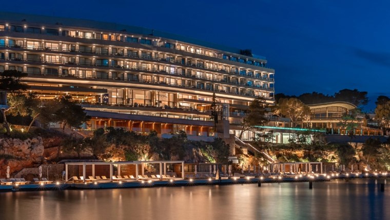 Το αθηναϊκό Four Seasons ανάμεσα στα 50 καλύτερα ξενοδοχεία του κόσμου