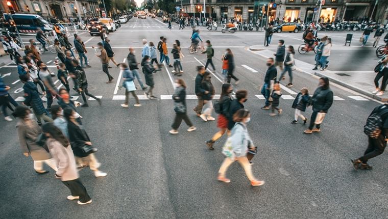 Κορονοϊός: Ξαφνικά έφθασαν τα 9.288 τα κρούσματα σήμερα