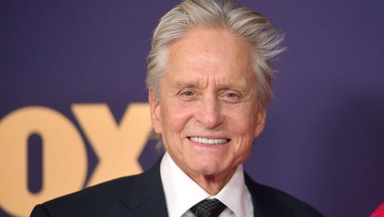 Ο Michael Douglas ανησυχεί για τον Joe Biden