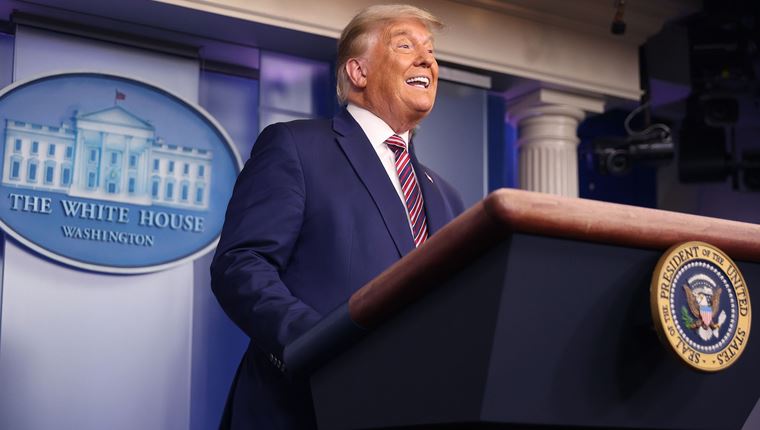 Οι επικίνδυνες τρέλες του Donald Trump