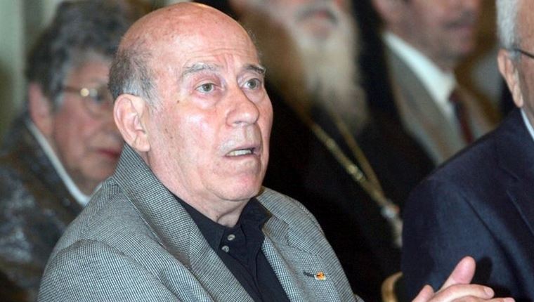 Μια σπάνια οικογενειακή φωτογραφία του Θανάση Βέγγου