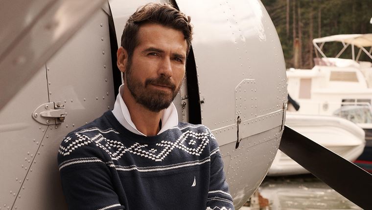 #SeasonFavorites: Το ξεχωριστό πουλόβερ που θα σε ζεστάνει τα φετινά Χριστούγεννα