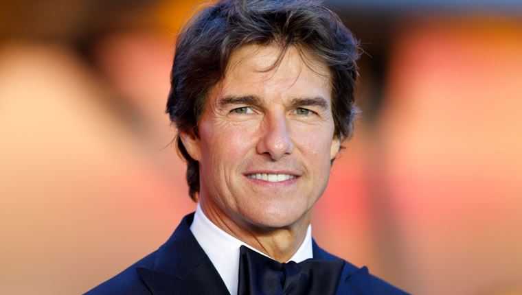 Είδαμε τον Tom Cruise χωρίς μπλούζα και θέλουμε τους ανάγλυφους κοιλιακούς του