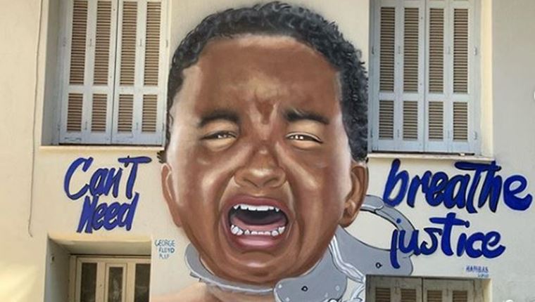 Το γκράφιτι για τον George Floyd στο κέντρο της Αθήνας
