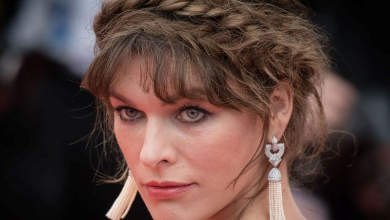 Η Milla Jovovich για τον πόλεμο στην Ουκρανία