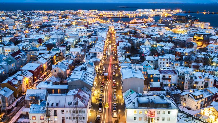 Η Ισλανία εφάρμοσε 35ωρη εργασία. Και πέτυχε.