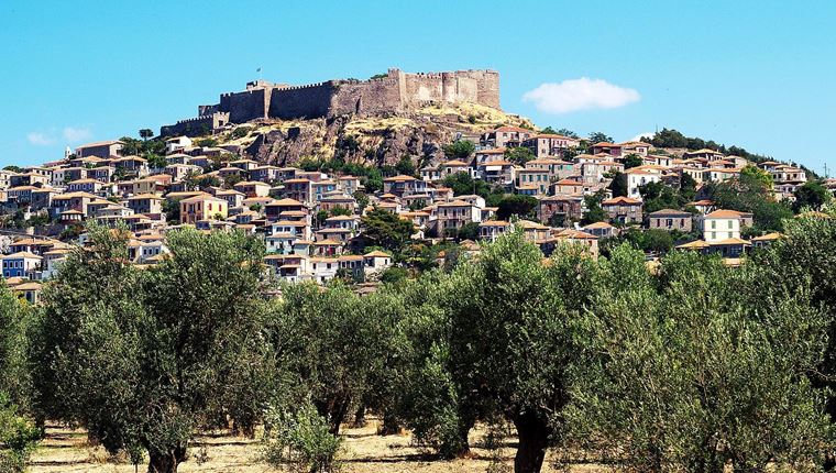Greek Villages: Η αποθέωση των ελληνικών χωριών στα social media