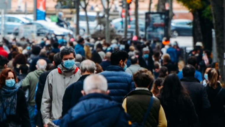 Κορονοϊός: Εσπασε το φράγμα των 500 διασωληνωμένων