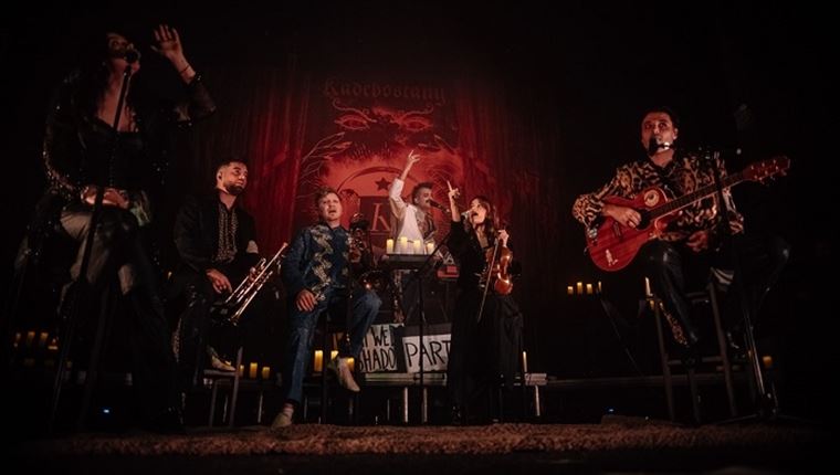 Μια ματιά στο απίθανο live των Kadebostany στην Αθήνα