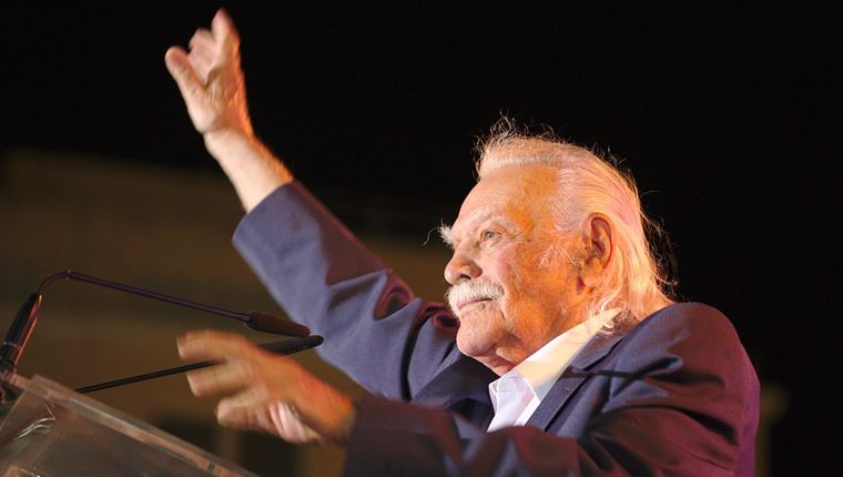 Το τελευταίο αντίο στον Μανώλη Γλέζο