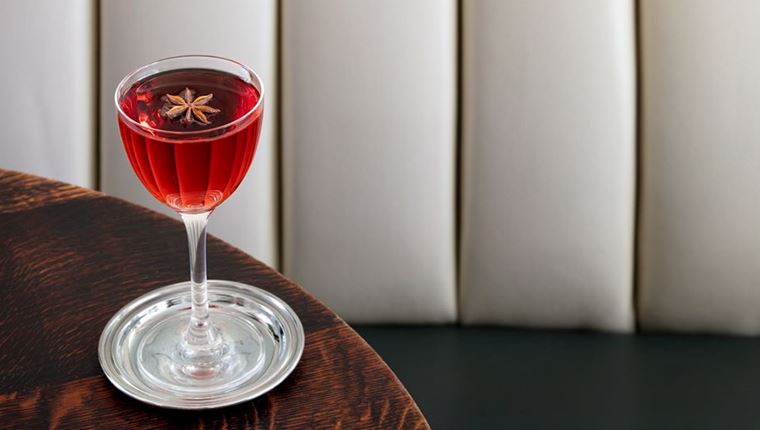 Πώς αντιμετωπίζουν μερικά από τα κορυφαία μπαρ του κόσμου τον κορονοϊό