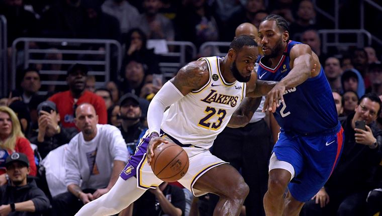 Οι Clippers μόλις αγόρασαν την ιστορική έδρα των Lakers