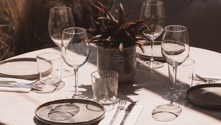 Βρήκαμε τον απόλυτο καλοκαιρινό παράδεισο, λίγα χιλιόμετρα από το κέντρο της Αθήνας