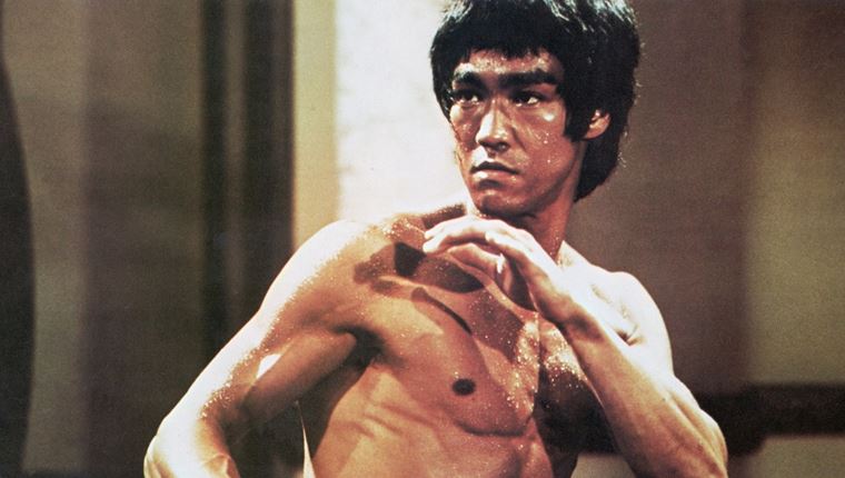 Κι αν ο Bruce Lee πέθανε από υπερκατανάλωση νερού;