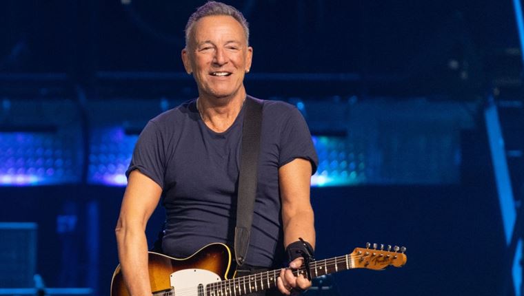 Ο Bruce Springsteen αναβάλλει κι άλλες εμφανίσεις του εξαιτίας προβλημάτων με τη φωνή του