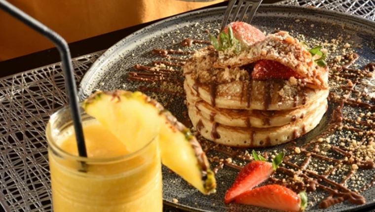 Στο Poseidon Athens Hotel για επικό brunch με θέα στον Σαρωνικό