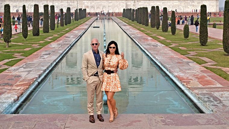 Ο προκλητικός πλούτος του Jeff Bezos