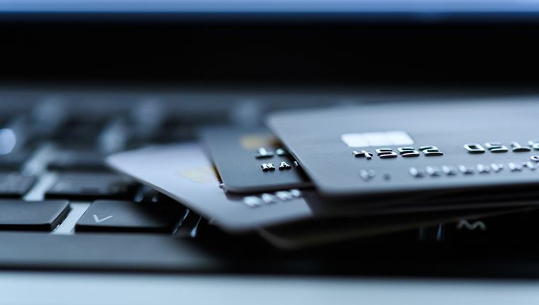 Πλέον μπορείς να πληρώνεις την εφορία και με κάρτες ξένων τραπεζών