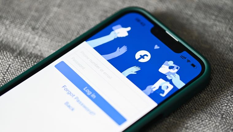 Πώς θα ξεφορτωθείς τον λογαριασμό σου στο Facebook μια και καλή