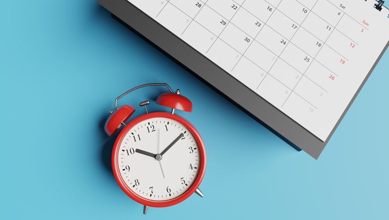 Πότε πέφτουν οι αργίες του 2025 και πώς να χρησιμοποιήσεις πιο αποδοτικά την άδειά σου