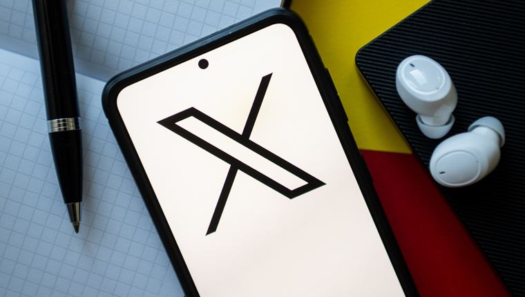 Το Χ παραπαίει μετά την εξαγορά από τον Elon Musk