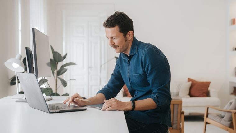 Πώς θα πείσεις έναν εργοδότη να σε προσλάβει για τηλεργασία