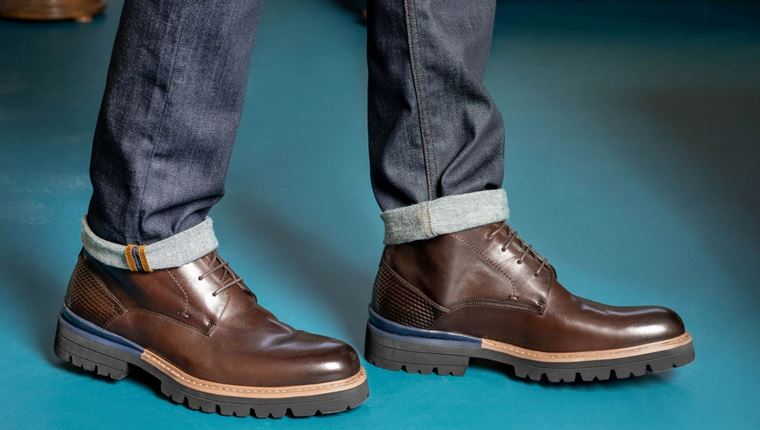 Aπογειώνοντας την έννοια της κομψότητας με Tsakiris Mallas