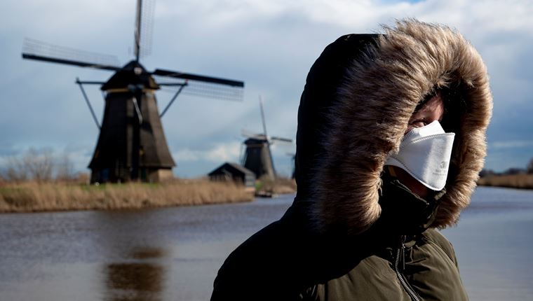 Κορονοϊός, το άμεσο μέλλον μίας πρωτόγνωρης απειλής