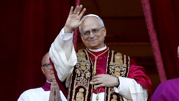 Πάπας Λέων XIV: Ποιος είναι ο νέος προκαθήμενος της Καθολικής Εκκλησίας