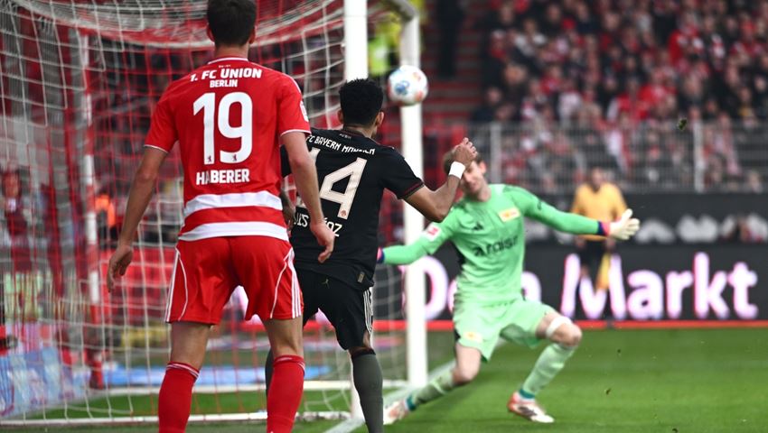 Μήπως ο Λουίς Ντίαζ της Μπάγερν Μονάχου έβαλε το πιο δύσκολο γκολ όλων των εποχών;