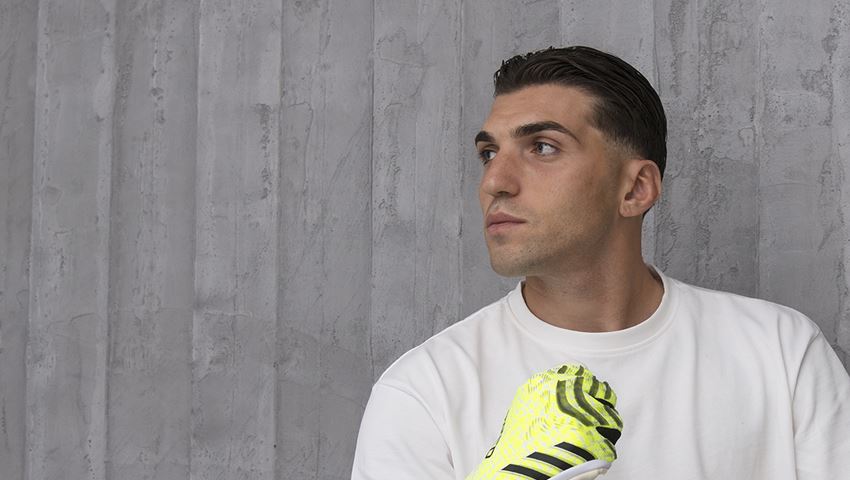 Αποκλειστική συνέντευξη: Ο Χρήστος Μανδάς ζει στο τέρμα