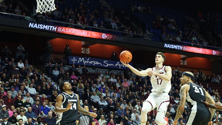 Νεοκλής Αβδάλας: Ο &quot;Έλληνας Ντόντσιτς&quot; που τρελαίνει την Αμερική