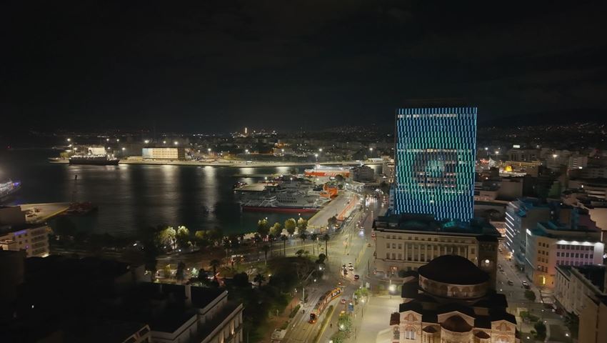 Ο Πύργος του Πειραιά στα χρώματα της Allwyn