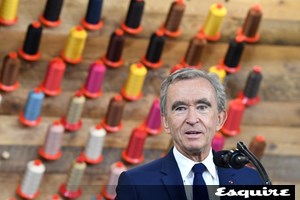Κάτι τρέχει με την περιουσία του Bernard Arnault - εικόνα 1