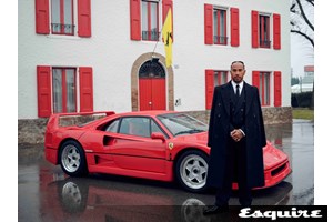 Κάτι έπαθε ο Lewis Hamilton: Με χαίτη μπούκλα εμφανίστηκε στο Μπαχρέιν (εικόνες, video) - εικόνα 1