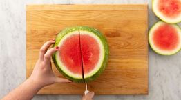 Κι όμως, πρέπει οπωσδήποτε να βάζεις αλάτι στο καρπούζι
