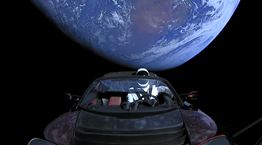 Η Tesla θέλει τα αυτοκίνητά της να ακολουθούν τους ιδιοκτήτες τους, σαν κατοικίδια