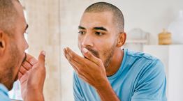 Βρήκαμε τρόπο για να γλιτώσεις από την κακοσμία στόματος