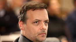 Ο Χάρης Δούκας μας συστήνει τον πατέρα του