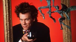Το smart casual look του Kevin Bacon στα 80s δεν είναι μόνο νοσταλγία